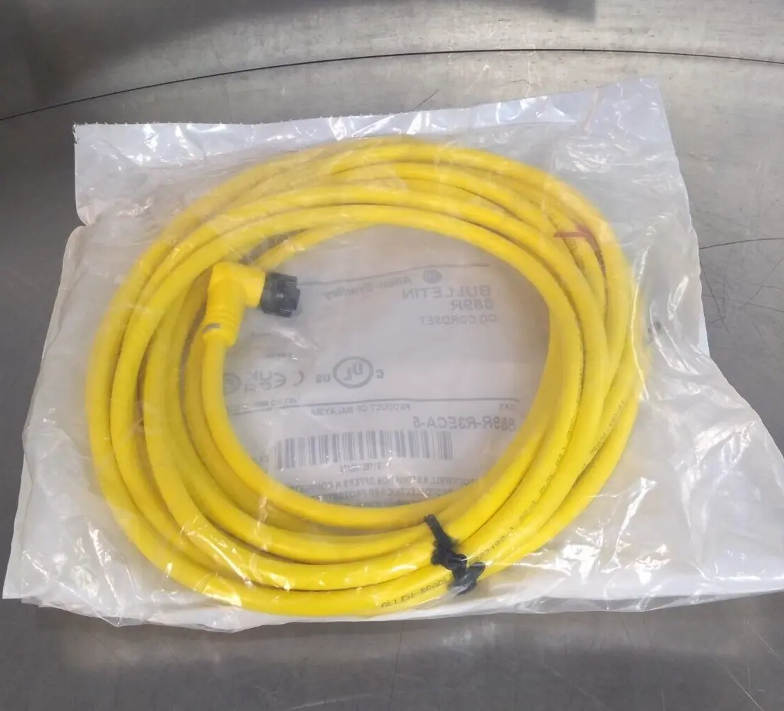 Allen Bradley 889R-R3ECA-5 Ser. B AC Micro Cordset Loc5D27