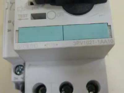 USED SIEMENS 3RV1 021-1AA10