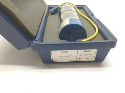 USED FISHER CA MG ZN ELEMENT NE GAS HOLLOW CATHODE BULB
