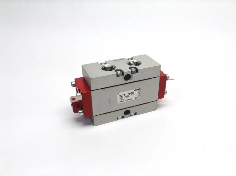 Used SMC SPACER VALVE, 1.0MPA Solenoid Valves | Maverick Industrial Sales #1109351
