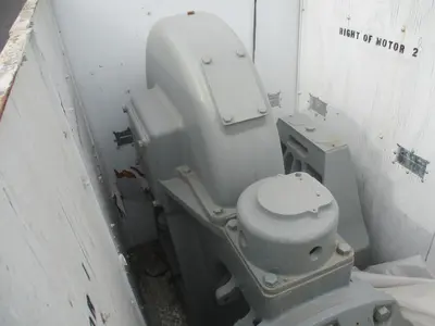 3500 Lb. Westinghouse / Reuland, geared overhead elevator traction machine