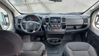 2018 RAM PROMASTER 3500 WORK VANS | Platinum Group (29)