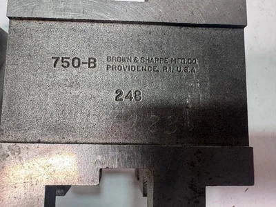 2 Brown & Sharpe 750-B V Blocks Machinist Tools USA 750-2