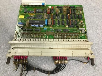USED SIEMENS 6ES5465-3AA13, C79040-A92-C268-4-87, C79040-A92-C2