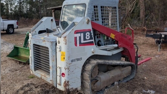 USED 2017 Takeuchi TL8