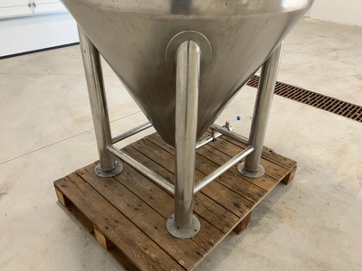 Used BEST BUY BREWING EQUIPMENT CONICAL FERMENTER/UNITANK 15BBL Brewing Equipment Michigan US | Miedema Asset Management Group #1580125