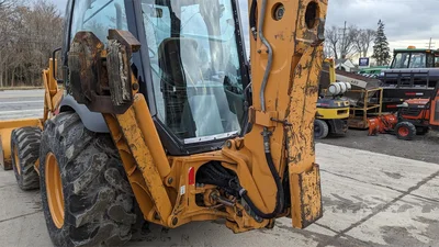 USED 2005 CASE 590SM