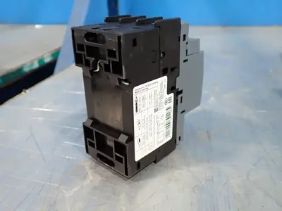 USED SIEMENS 3RV20111JA15