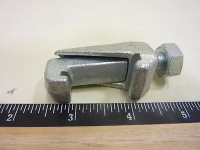 USED PFEIFFER CLAMP586