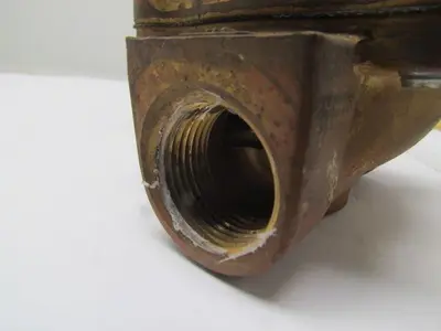 ASCO 8211B54 Hazardous Location Solenoid Valve 110/120V 50/60Hz 1" NPT