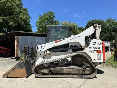 Used 2019 BOBCAT T870 Compact Track Loaders New York US | Abele Tractor #1343042