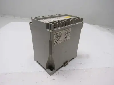 Balluff 516-706-A-3 Power Supply 24V DC 500MA  110V/220V
