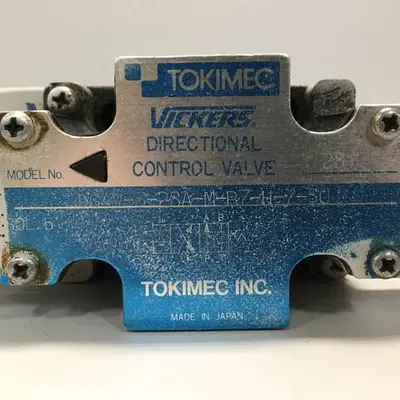USED VICKERS DG4V328AMP7H750
