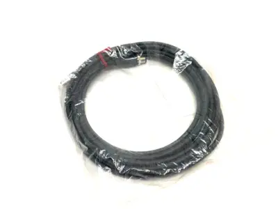 NEW KEYENCE ETHERNET CONNECTION CORDSET M12 TO M12 5M LENGTH
