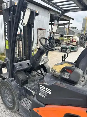 DOOSAN D25S-7 Forklift Trucks | Mid South Machinery (8)