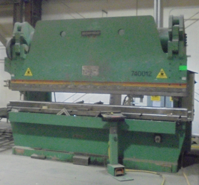 USED 1997 ACCURPRESS 740012