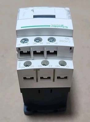 NEW Schneider Electric 040416