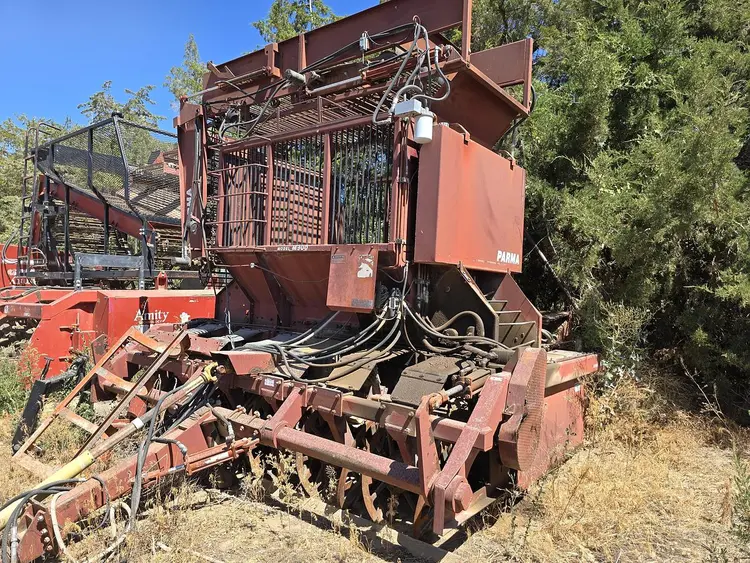 Used PARMA M900 Combines Idaho US | Berry Machinery #910794