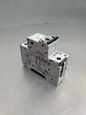 USED Siemens 5SY4106-6 Circuit Breaker, 6A, 230/400V w/5ST3010 Aux. Switch