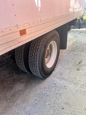 USED 2020 HINO 260 BOX