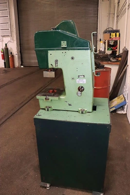 Used RMT 5VSG Air Presses New Jersey US | Machinery Values #452639
