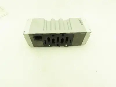 Parker H28WX000XXC Pneumatic Valve Double Remote Pilot 3 Position 5/3 Air