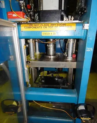 90 Ton FARGER & JOOSTEN MULTIPOWER Air/Oil Press