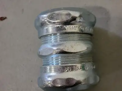 1 1/4" EMT Compression Coupling