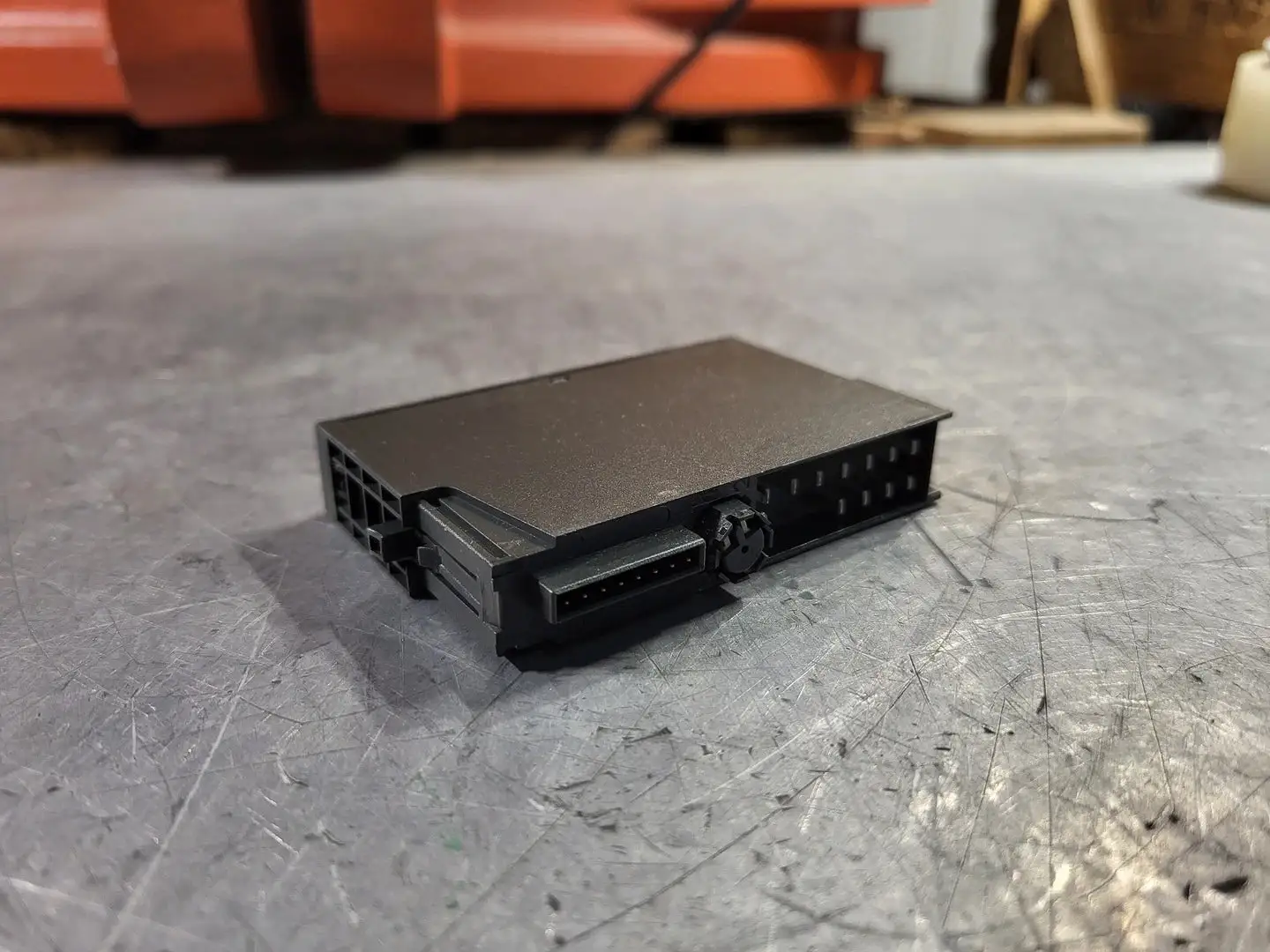 NEW SIEMENS 6ES7138-4CA01-0AA0