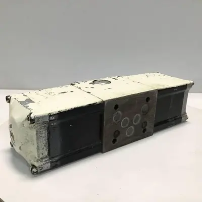 USED REXROTH 4WE10E21AG24N9K4V
