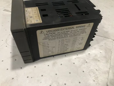Honeywell DC330BKE00020000000000 UDC3300 Universal Digital Temperature Controller