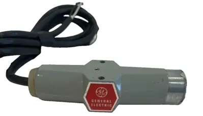 USED GENERAL ELECTRIC 3S7505 SL520A6 PHOTOELECTRIC LIGHT SOURCE