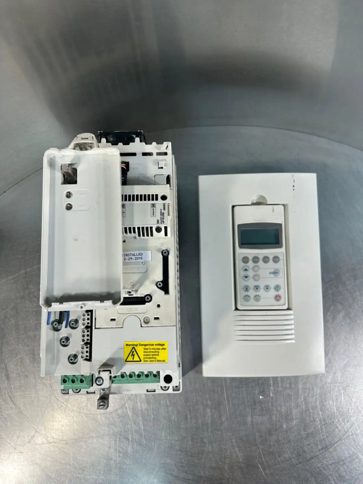 Used ABB ACS800-U1-0011-5+P901 Variable Speed Drives South Carolina US | Palmetto Automation #1159870