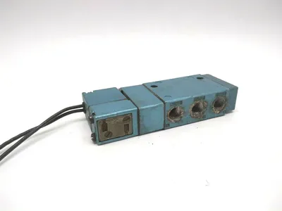 USED MAC VALVES SOLENOID VALVE WITH PME-6111BAAA 24VDC