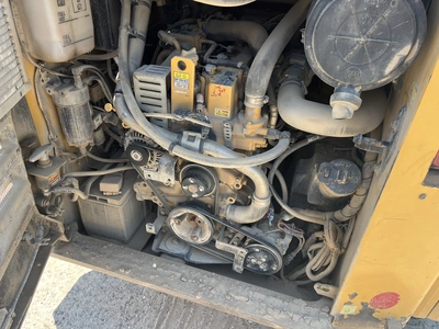 USED 2015 CAT 277D