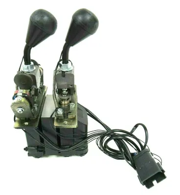 NEW DOOSAN K1003379 JOYSTICK 2-LE 6543-86457-004 P2001661502