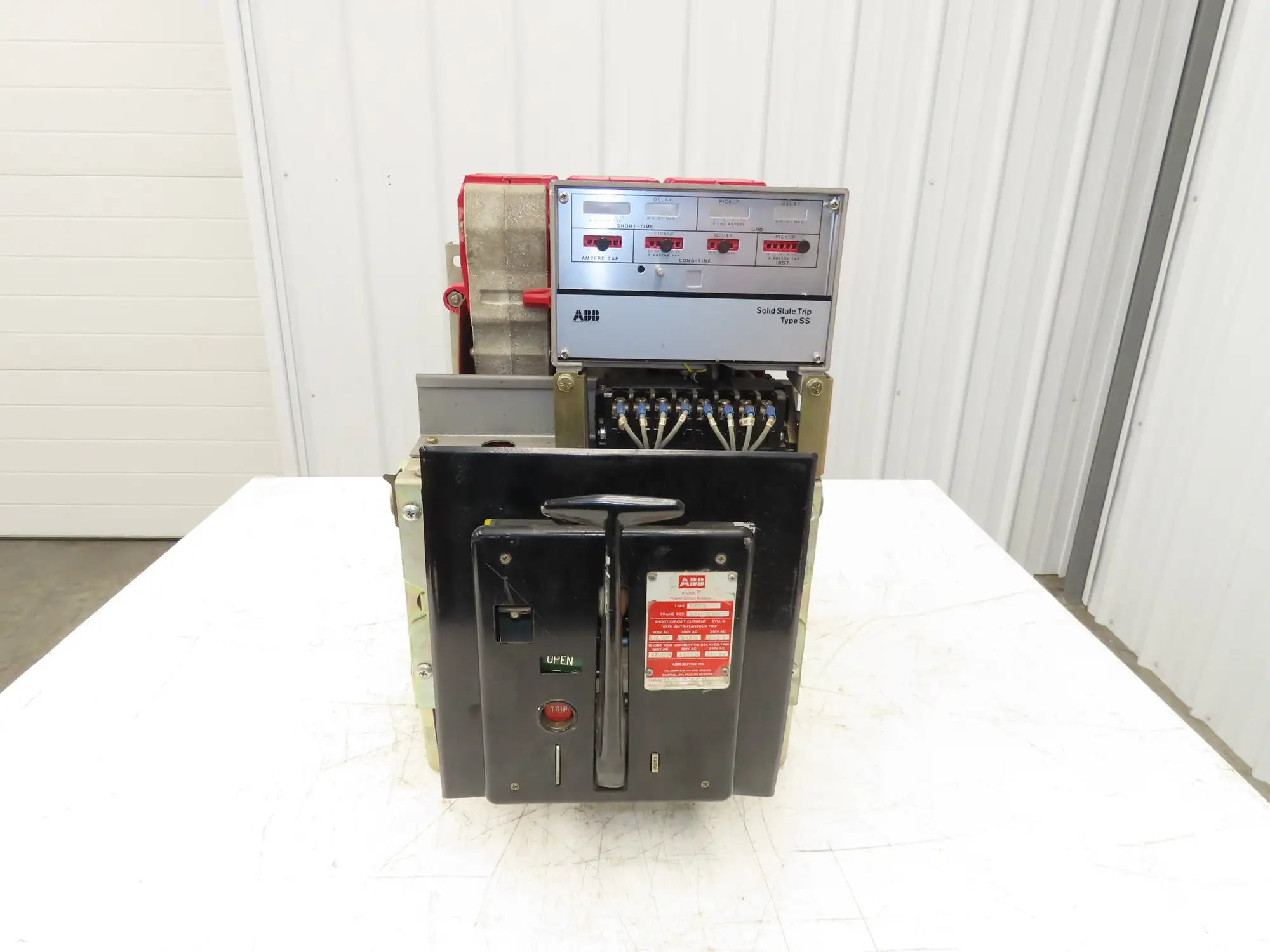 ABB K-800S Low Voltage Power Air Circuit Breaker 800A 600V Solid State Trip