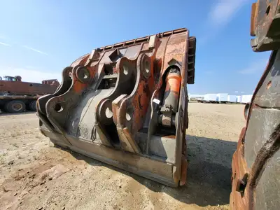 EX3600-5 FS Bucket w/o Front Lip & Teeth