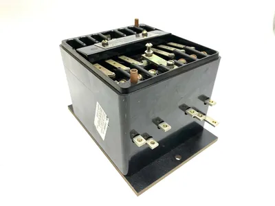 USED GENERAL ELECTRIC AUXILIARY RELAY 250V