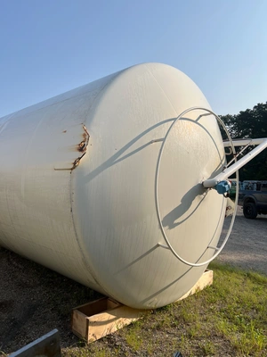 2005 WALKER STAINLESS 10,000 GALLON Stainless Steel Tanks | Perry Equipment (13)