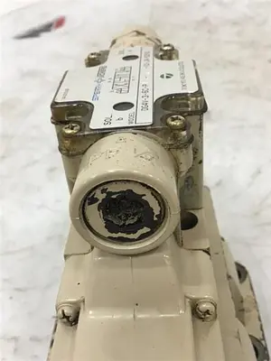 USED VICKERS DG4V-3-6C-PL-T-10-JA-S310