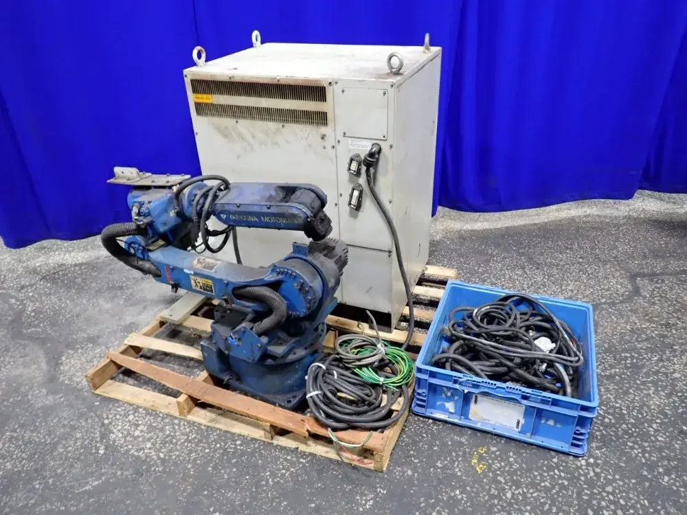 USED 2010 YASKAWA MOTOMAN MOTOMANMH6