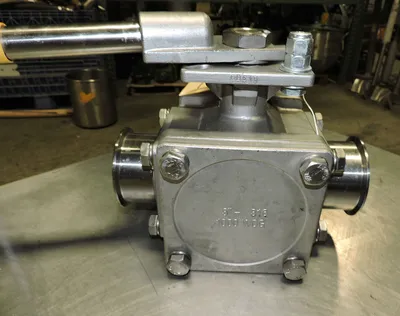 USED TOP LINE 3 WAY SANITARY VALVE 3" THREE WAY