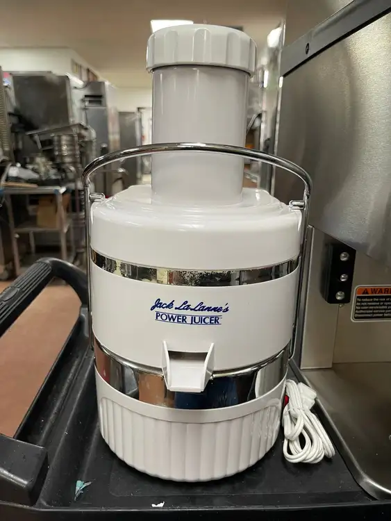 New | in-Stock Tristar Used Tristar Jack LaLanne Centrifugal Deluxe Juice Extractor Machine 120V Restaurant Small Appliances Illinois US | Falcon Restaurant Supply #1375815