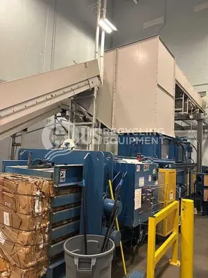 USED 2009 IPS AT864-30 WIDE MOUTH AUTO TIE HORIZONTAL BALER