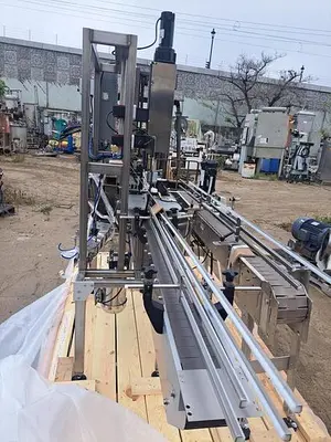 Capper, Inline, Chuck Screw Capper, Automatic, Cap Feeder #C745456