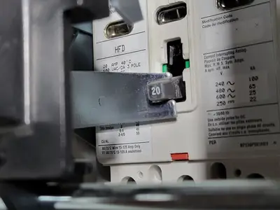 Used EATON SVX007A1-5A4N1 Switchgears British Columbia CA | Lenmark #240149