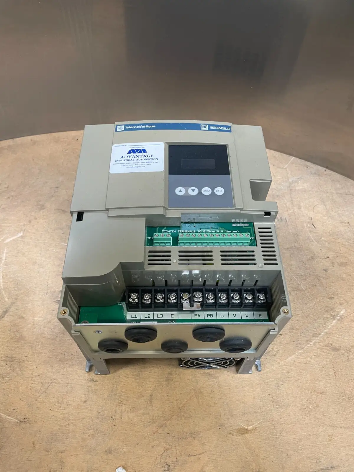 USED Telemecanique Telemecanique Altivar 8 ATV18U72N4