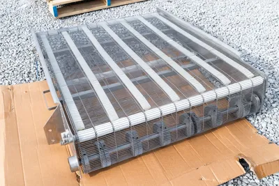 N/A N/A Conveyor | Buy Per Pound (3)