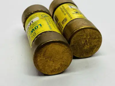 Used Cooper Bussmann 1 Amp Low Peak Dual Element Time Delay Fuse Fuses Michigan US | Maverick Industrial Sales #1483094